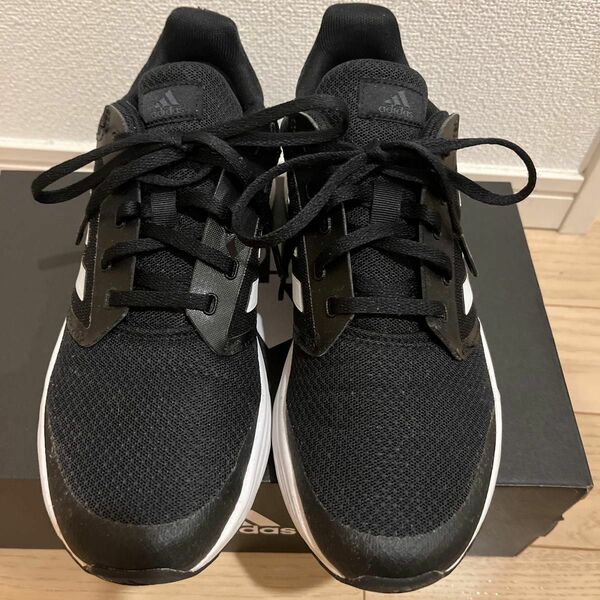 adidas アディダス　ランニングシューズ　ブラック　24.5㎝