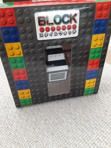 新品未使用 ブロックスタイルウォッチ 腕時計　バイカラー LEGO模様 キッズにも 正規品