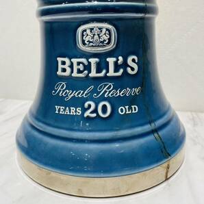 A1701 ベルズ ロイヤル リザーブ 20年 陶器ボトル 約1214g スコッチ BELL'S Royal Reserve 未開栓の画像2