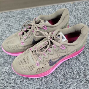 124387。NIKE ナイキ スニーカー ランニングシューズ レディース 24.0センチ 599395-205 カーキ ピンク