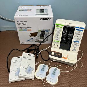 ◇【DD689】OMRON オムロン 電気治療器 HV-F9520 温熱 家庭用 肩こり 患部集中パッド未使用品付属ありの画像1