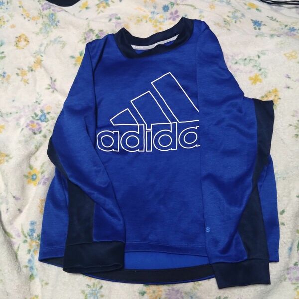 adidas キッズ 長袖