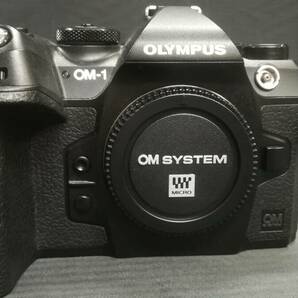 【良品♪】OLYMPUS オリンパス OM SYSTEM OM-1 ボディ 2037万画素 ミラーレス 一眼 カメラ/ブラック/動作品の画像3