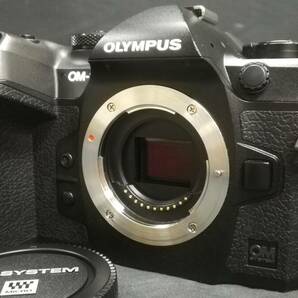 【動作品♪】OLYMPUS オリンパス OM SYSTEM OM-1 ボディ 2037万画素 ミラーレス 一眼 カメラ/ブラックの画像2