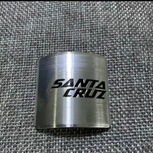 SANTA CRUZ （サンタクルズ）ヘッドバッジ　エンブレム　ステッカー