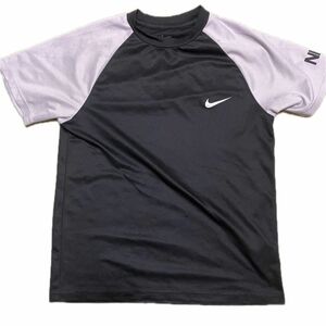 NIKE Tシャツ　DRI-FIT 140サイズ　ブラック　×グレー