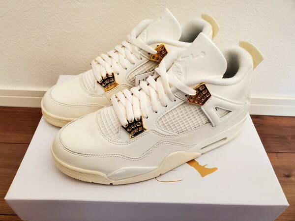 Nike WMNS Air Jordan 4 Retro White & Goldナイキ ウィメンズ エアジョーダン4 レトロ ホワイト アンド ゴールド 29cm