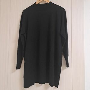 UNIQLO　セーター　チュニック　XＬサイズ　黒色