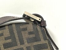 【中古】FENDI フェンディ　ズッカ　ショルダーバッグ　カバン　キャンバス　ブラウン_画像3