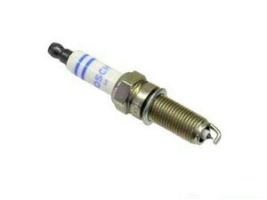 送料220円 スパークプラグ BOSCH(YR7MPP33/0242135509) ベンツ W211 W212 E280 E300 E350 E500 E550 互換品 0041591803