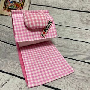 Ｎ　トイレットペーパーホルダーカバー　　ハンドメイド　カラフル　花　倍巻きタイプok ピンク　チェック　　くまさん？　　もこもこ