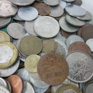 外国コインまとめて 約2.3kg 外国銭まとめ 銀貨 古銭 中国古銭など 2300g以上 #58799～の画像8