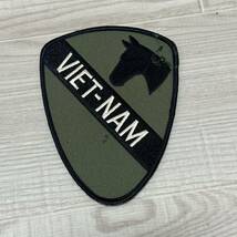 沖縄 米軍放出品 VIETNAM US ARMY 1st 騎兵団ユニット 米国陸軍 ワッペン 刺繍 (管理番号LM114)_画像1