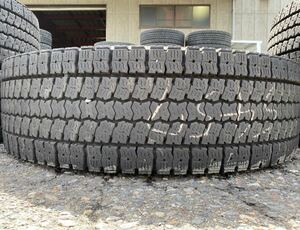 ハ4859　送料無料(一部対象外)☆truck用Studless　TOYO M919　295/80R22.5 153/150J　1本価格　202006製