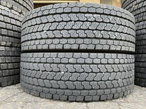 Y4868　送料無料☆深溝スタッドレス　ヨコハマ　YOKOHAMA ZEN902ZE　245/70R19.5 136/134J　2本価格　2021年製