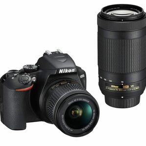 【最終値下げ】Nikon D3500 ダブルズームキット　ニコン　デジタル一眼レフカメラ　初心者　ケース付属