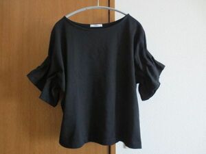 ☆OPAQUE.CLIP　オペークドットクリップ　ティアードスリーブ　フリルスリーブ　カットソー　プルオーバー　Tシャツ　M　ブラック　美品