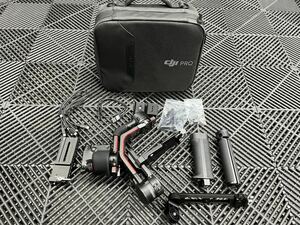 DJI RS 2 Pro コンボ3軸手持ちスタビライザー 積載量4.5 kg カーボンファイバー製 Canon/Sony/Panasonic/Nikon/Fujifilm/BMPCC製カメラ対応