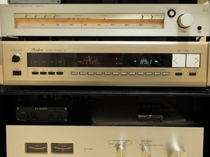 Accuphase