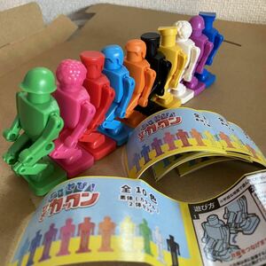 ぶっとび！ひざカックン　カラフル　楽しい　遊べる　ギミック　ドミノ　フィギュア　メモスタンド　未使用　10カラーセット