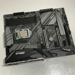 ASRock Z390 extreme4 マザーボード 詳細不明 現状品 の画像1