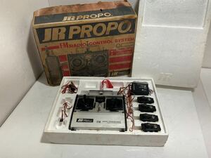 詳細不明　当時物 古い ラジコン 送信機 プロポ 日本遠隔制御株式会社 JR PROPO / レトロ　FM RADIO CONTROL SYSTEM 箱付き