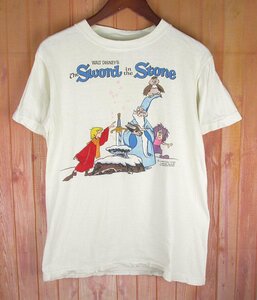 ST10334 Disney ディズニー Tシャツ THE SWORD IN THE STONE ホワイト系（クリックポスト可）