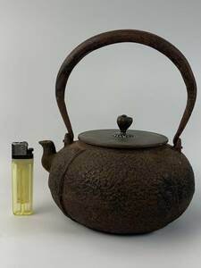 【結】時代 鉄瓶 龍文堂 造 在銘 銅蓋 茶道具 煎茶道具 煎茶器 茶器 茶具 茶注 茶心壺 湯沸 骨董品 古美術 アンティーク