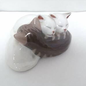 【美品】Royal Copenhagen ロイヤルコペンハーゲン フィギュリン Sleeping Cat スリーピングキャット/3匹の猫/陶器人形/06KO0402047-6の画像1