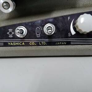 【ジャンク品】YASHICA ヤシカ 8P 8mm映写機/重量約7kg/ケース付き/映像機器/昭和レトロ/コレクション/アンティーク家電/LNP40-10の画像3