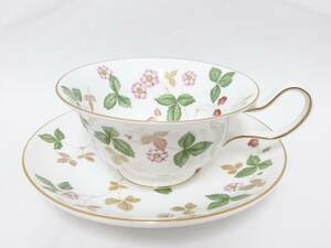 【新品】WEDGWOOD ウェッジウッド WILD STRAWBERRY ワイルドストロベリー カップ＆ソーサー/西洋陶器/ブランド洋食器/金彩/02SH041303-6 