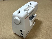 【美品】 JANOME JN831 コンピューターミシン 2023購入 ジャノメ フットコントローラー ワイドテーブル 808型 送料無料_画像9