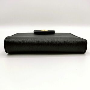【未使用品】Longchamp ロンシャン がま口二つ折り 財布 ブラック 黒 レザー ゴールド金具 W9 H12の画像6