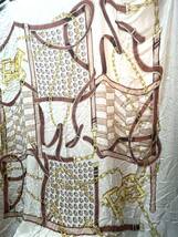 BALLY バリー　大判スカーフ　ショール　ストール　ホワイト系　チェーンベルトデザイン　140×140_画像4