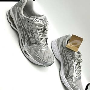 【タグ付き未使用品】asics アシックス　メンズ　スニーカー　GEL-KAYANO 14 スニーカー グレー 28.5cm 1202A056-021