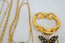 B150 ジャンク品 MONET/NINA RICCI/LANVINなど ブランド ヴィンテージ ネックレス ペンダント他 アクセサリー 大量 まとめて おまとめ_画像6