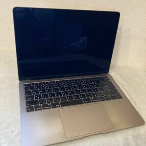 ジャンク Apple MacBook Air (13-inch, 2019) A1932 EMC3184 起動しません部品取り 現状品 /スペースグレーの画像1