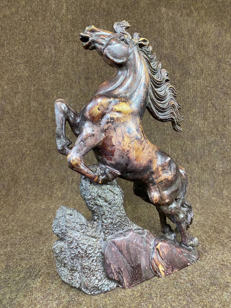 レリーフ(鉄製) インテリア 馬 置物 美術品 写実的 骨董品 芸術家 ART 馬の置き物 アンティーク 骨董 店舗什器 木製 インド