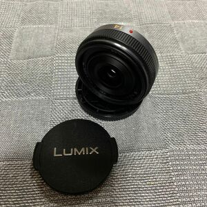 超美品　lumix H-H1402 14mm f2.5