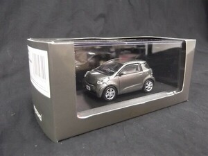 KYOSHO/京商 1/43 TOYOTA/トヨタ IQ 2009 Bronze Mica Metallic/ブロンズマイカメタリック J-Collection JC60004BM/60サイズ