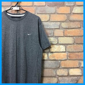 ME12-109★USA古着★【NIKE ナイキ】SWOOSH 胸刺繍ロゴ クルーネックTシャツ【メンズ L】グレー ポリエステル混 スポーツ アメカジ 古着の画像5