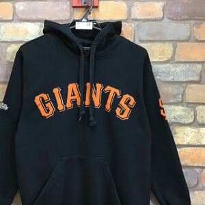 ME1-384★USA買付商品★正規品★ブラック★Stitches【MLB ジャイアンツ】BIGロゴ プルオーバー スウェットパーカー【男女兼用 S】メジャー