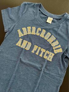 Abercrombie&Fitch アバクロ レディース　Tシャツ 半袖　Sサイズ