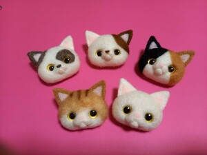  wool felt hand made cat brooch ②