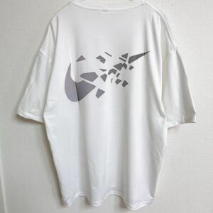 NEWタイプ 光る バックロゴ 反射ビッグサイズ Tシャツ ホワイト　2XL