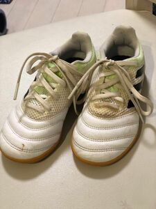 フットサルシューズ　adidas COPA 18cm