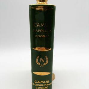 【OP12582SA】1円～ 未開栓 CAMUS NAPOLEON COGNAC カミュ ナポレオン コニャック ブランデー ウイスキー ブック 陶器 緑 替栓付 古酒 洋酒の画像5