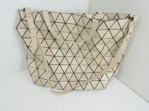 ■■③ BAO BAO ISSEY MIYAKE バオバオイッセイミヤケ 2WAYトートバッグ ショルダー付 レディース ■■