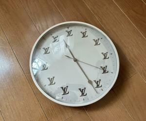 【非売品】【1200個限定】日本では20個ほどのみ：Louis Vuitton×Virgil Abloh ランウェイショー招待状の時計