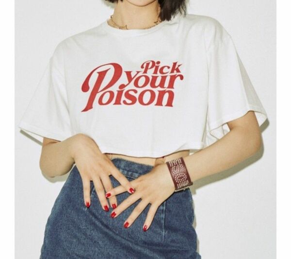 オフホワイト　jouetie　新品未開封　Tシャツ ロゴクロップドTシャツ